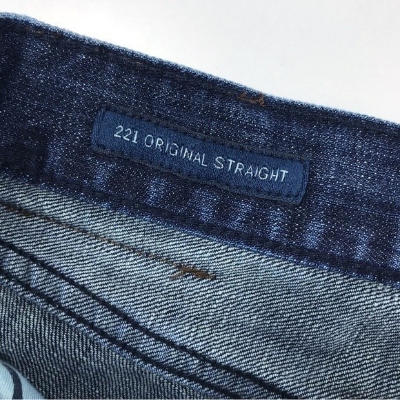 Lucky Brand 221 Original Straight Men's Dark Blue Wash Denim Jeans Distressed 38 - Picture 8 of 13